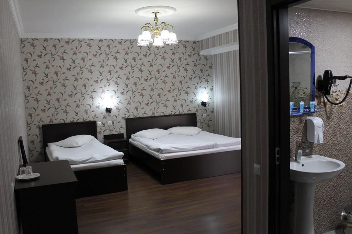 Hotel Grand Palace Akhaltsikhe  Εξωτερικό φωτογραφία